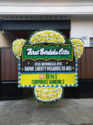 Papan Bunga Duka di Battang